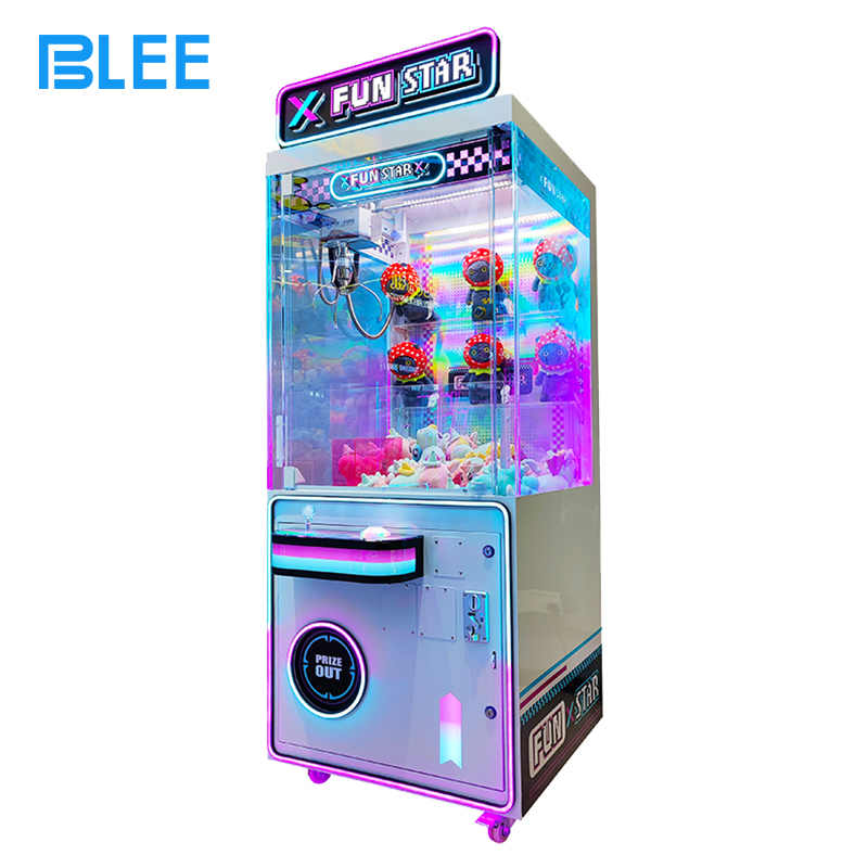 toy claw machine