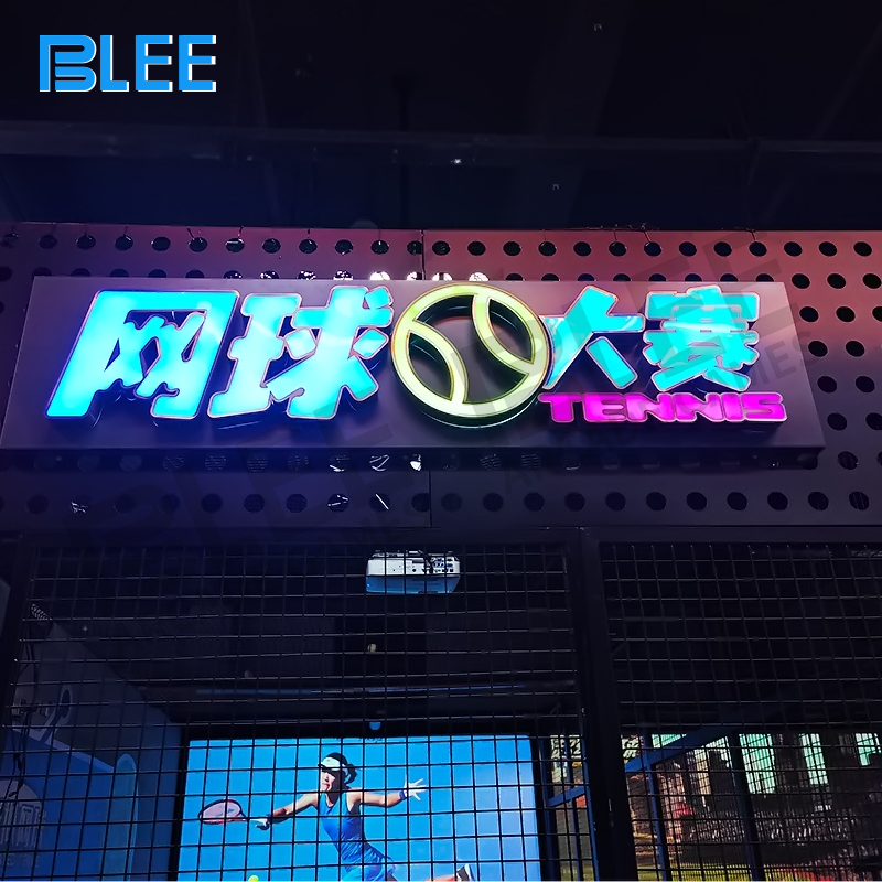 Professional Epson projector displaying realistic tennis court environments