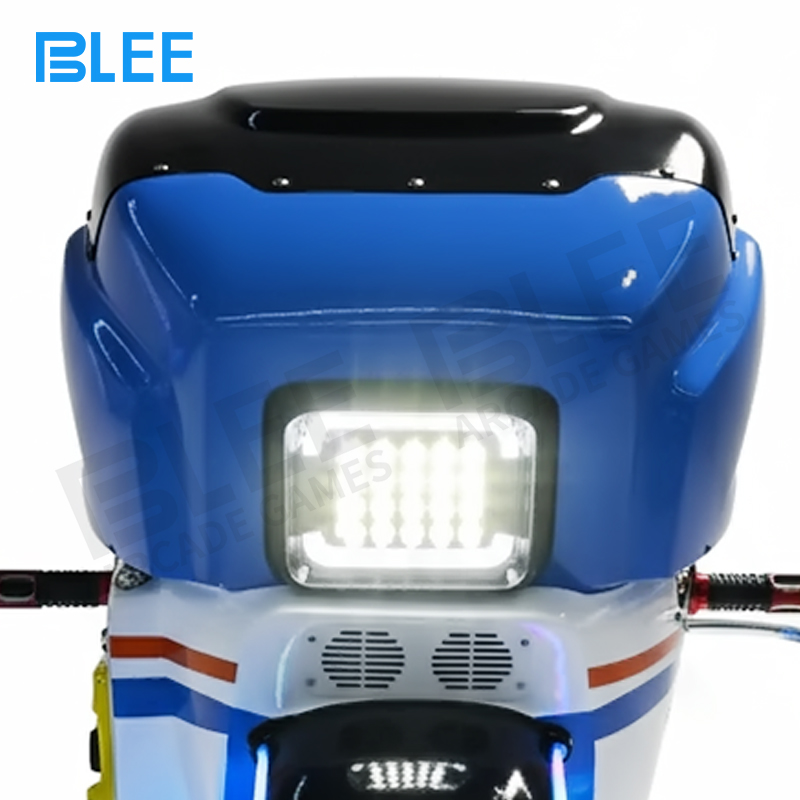 Side profile highlighting the ergonomic motorcycle seat design and compact 132*78*107cm dimensions