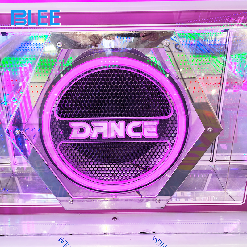 Dual gameplay mechanics combining traditional buttons and touchscreen controls