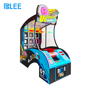 Complete front view of BLEE Extreme Frisbee arcade machine showcasing sports-themed graphics and disc throwing interface
