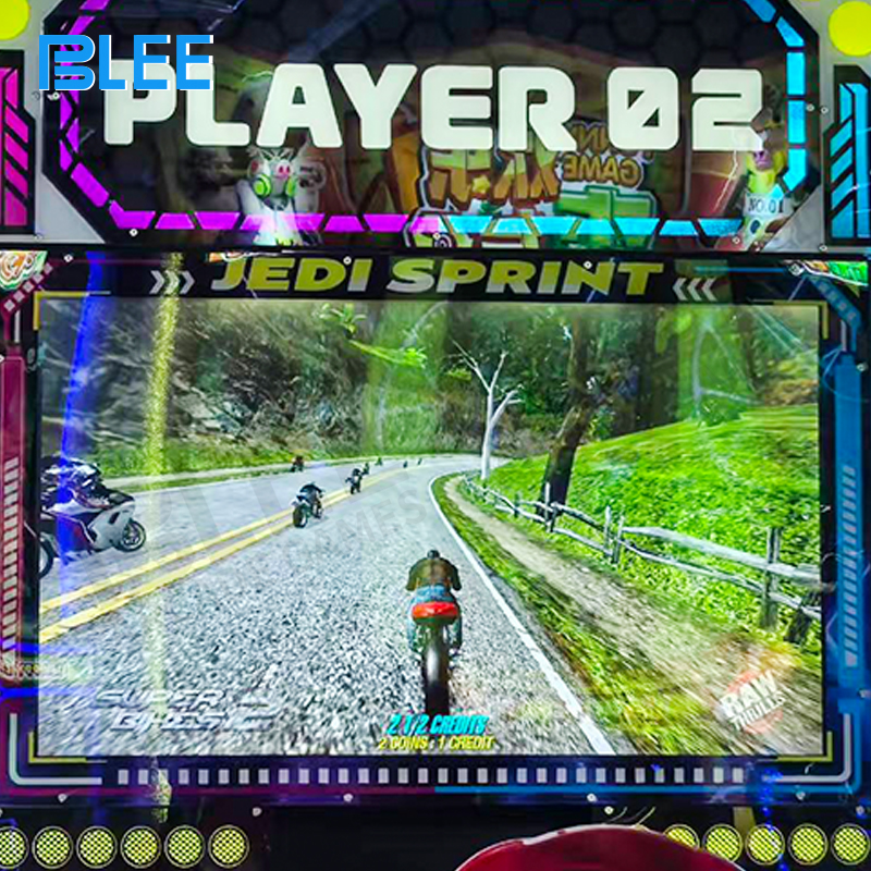 Two players engaged in competitive battle, with the split-screen display showing real-time race rankings.