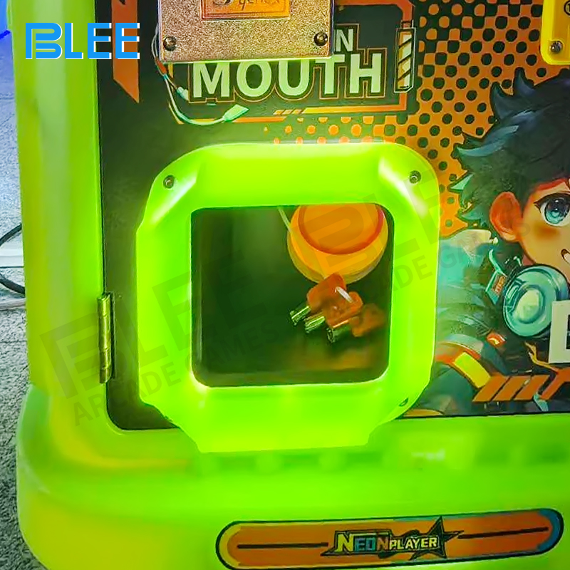 Side profile showing compact 113x60x70cm dimensions perfect for children's play areas