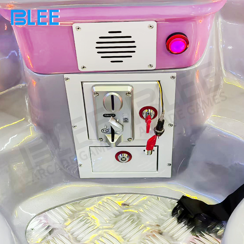 Close-up of the premium glass fiber cup construction with smooth rotational mechanism