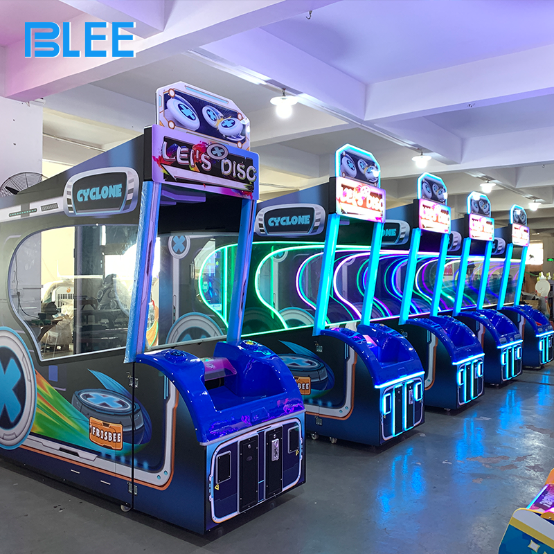 IC card reader and token payment system for flexible player access