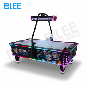 Close-up of the smooth acrylic playing field showing consistent air flow distribution across the entire surface