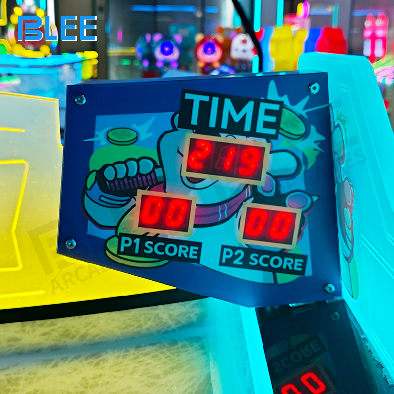 Technical diagram illustrating the specialized 360W airflow system engineered for curved surface optimization