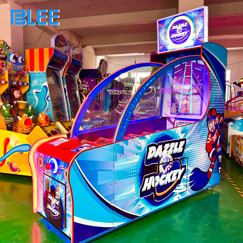 Ticket dispensing system issuing rewards based on scoring performance