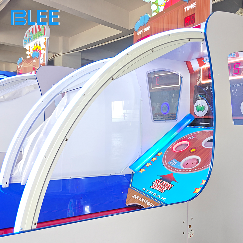 Side perspective highlighting the machine's substantial dimensions (3120×900×3300mm) and ergonomic design