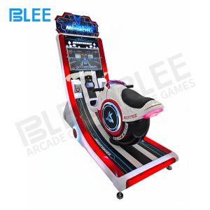 Competition interface showing race rankings and performance statistics