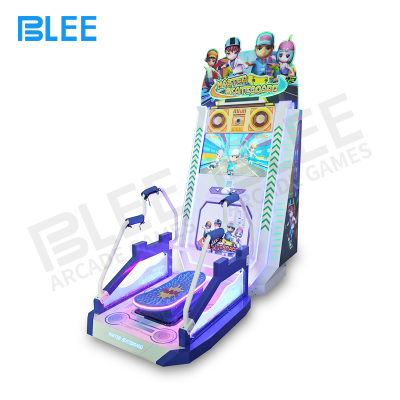 photo-capture skateboarding Dual-crate packaging configuration for efficient transportation