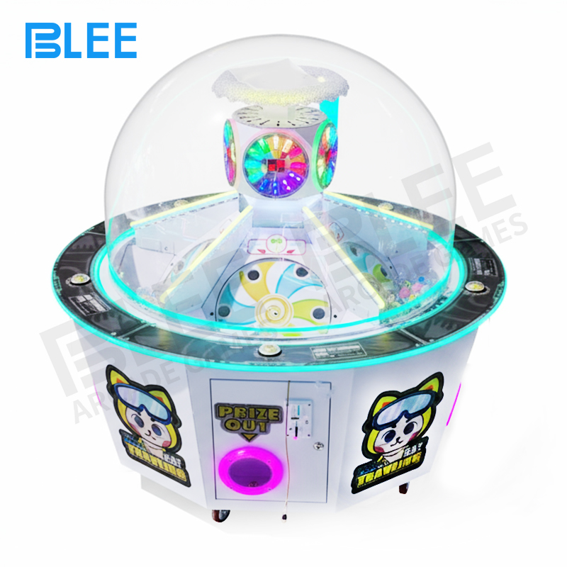 prize redemption game Vibrant Travel Cat graphics and clear, illuminated player instructions