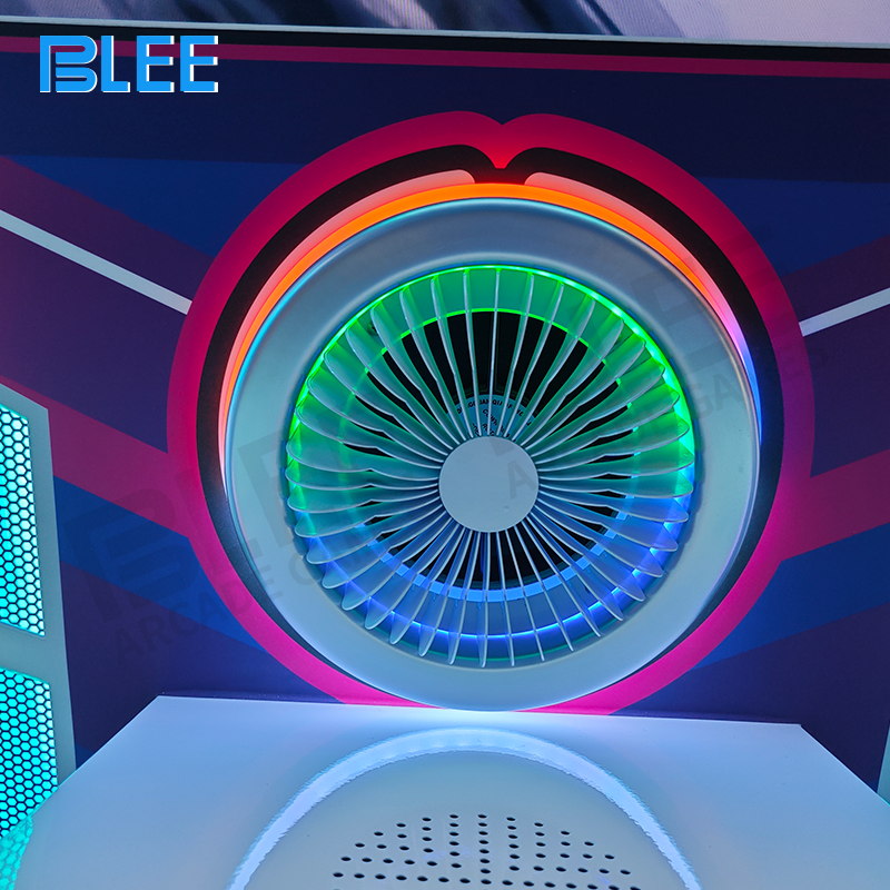 Technical schematic of the powerful 500W system supporting high-resolution graphics and motion feedback