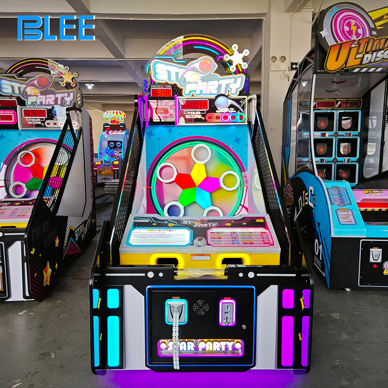 Detailed scoring interface displaying color-coded point values, rotation speed indicators, and bonus achievement tracking