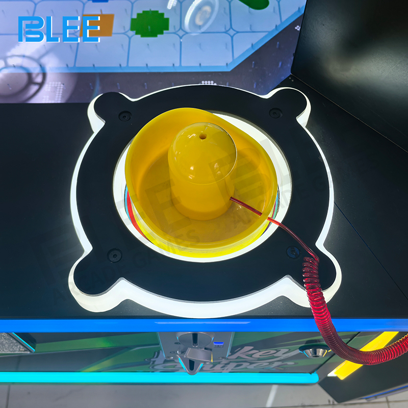 The game in a dark environment, with its lighting creating a spectacular visual centerpiece.