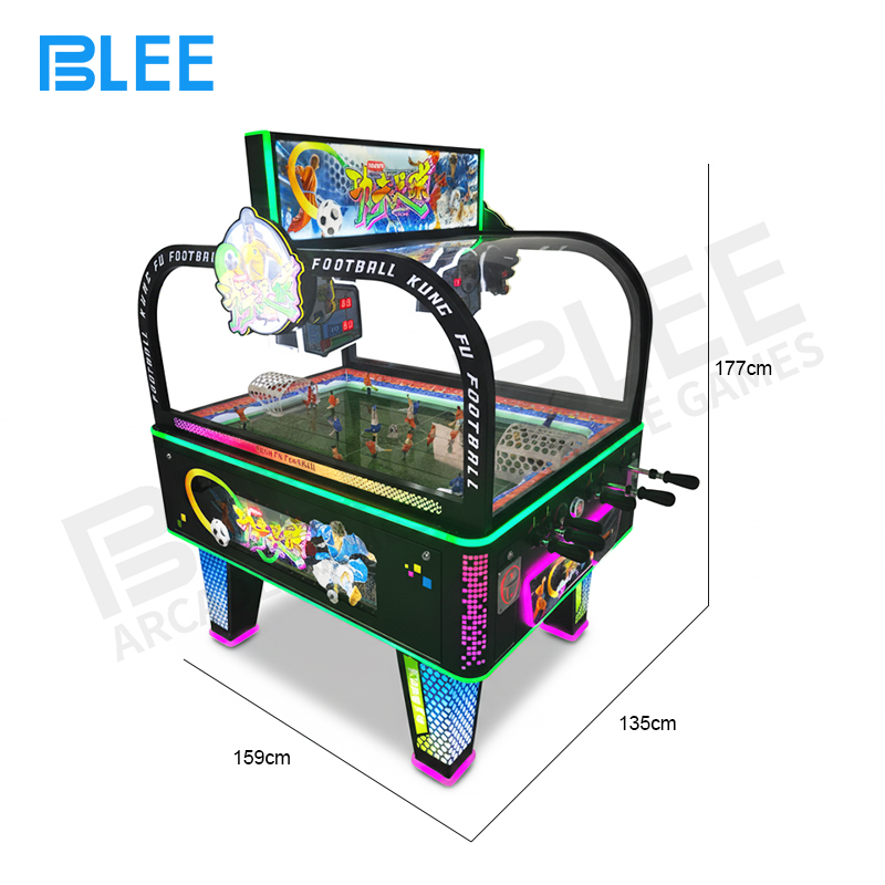 Side profile showcasing the game's substantial, sturdy build and dimensions (159*105*177cm).