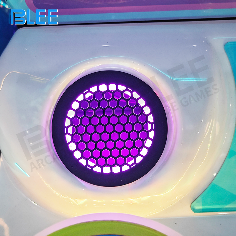 Audio system display featuring 5-channel Hi-Fi components and professional voice recording indicators