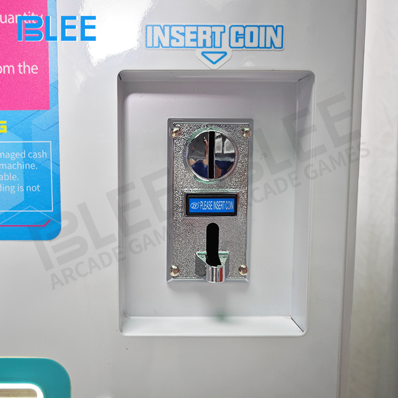 The payment selection area, with clear markings for Online, Coin, and optional Cash (Note) methods.