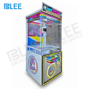 Advertising screen interface showing content management system options