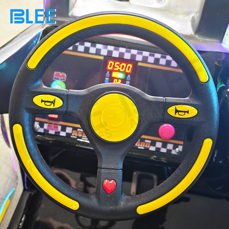 Comfort feature demonstration showing spacious seating and ergonomic design elements