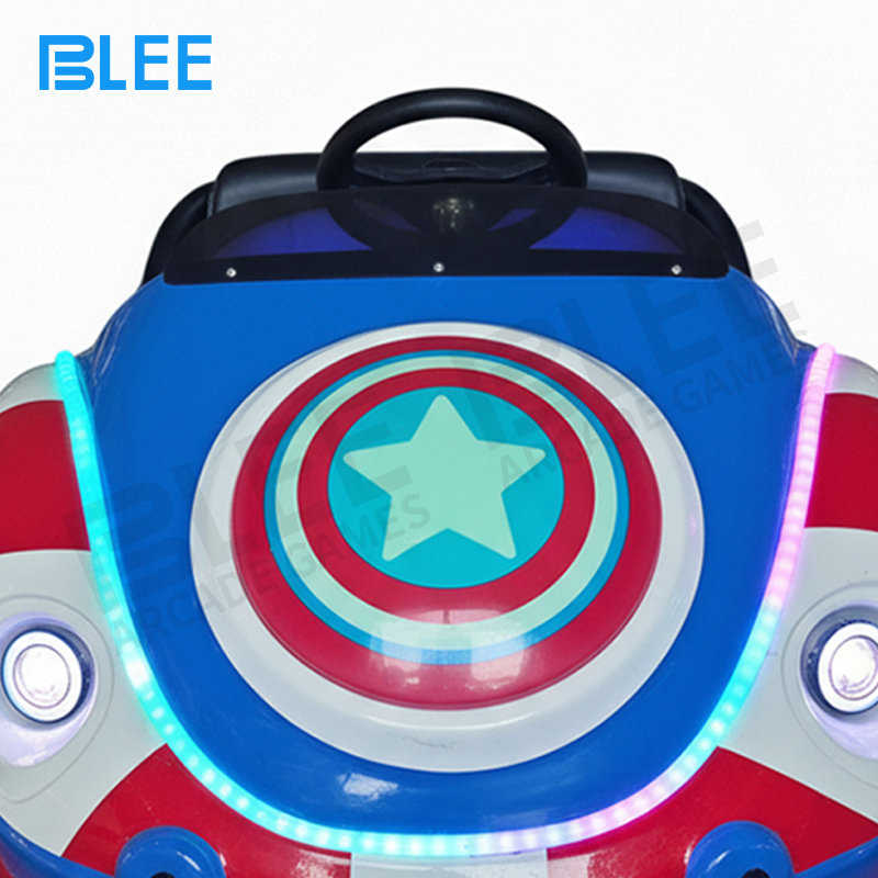 Safety technology display featuring front and rear radar collision detection system components