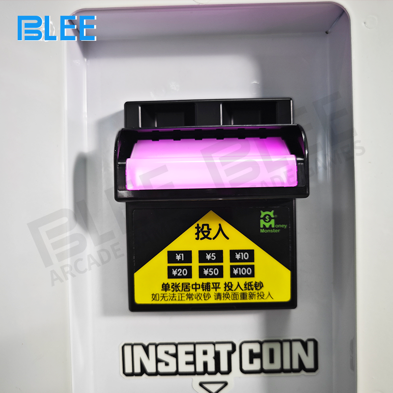 Reinforced 60kg steel cabinet construction with secure double-door locking system.