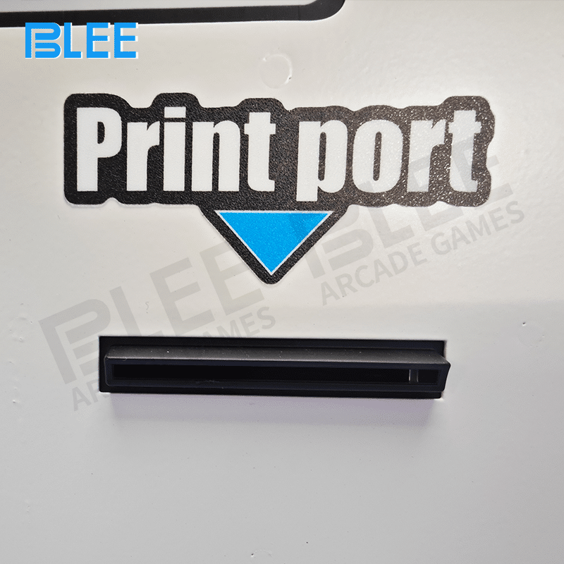 Interior view of the thermal ticket shredder mechanism with W55×D45 mm ticket compatibility.