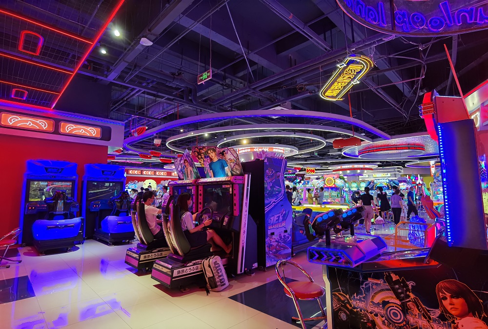 sports simulator arcade machine