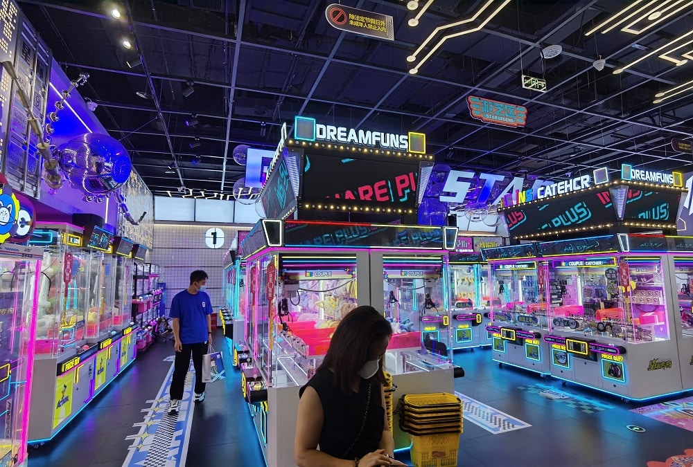 Gift game machines