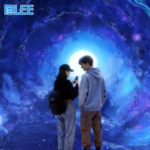 Immersive projection tunnel with 360 wall and floor visuals
