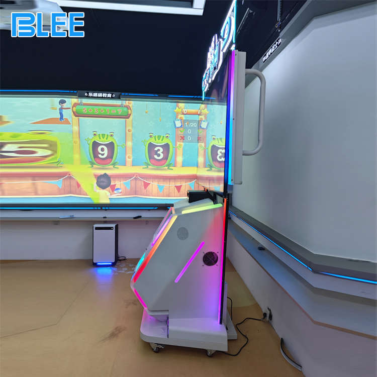 Active motion game machine for indoor amusement park Active motion game machine for indoor amusement park