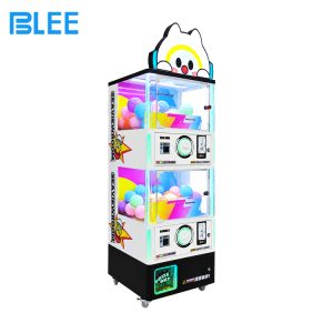 Family Capsule Toy Vending Machine