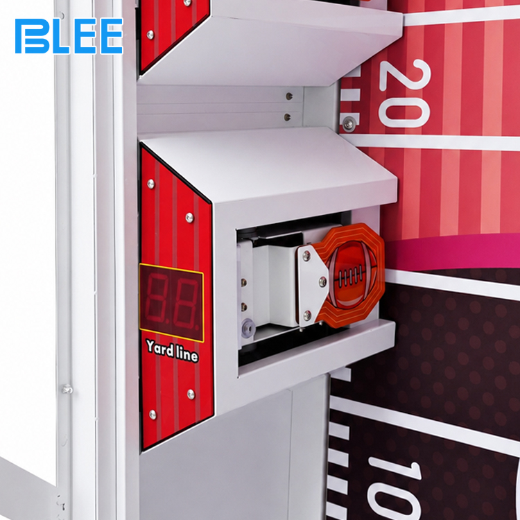 Football Toss Arcade Game