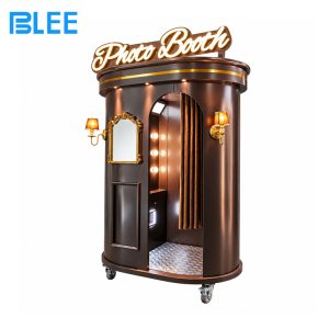 Vintage Luxury Photo Booth
