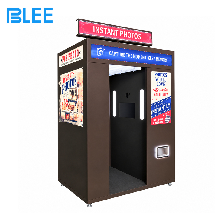 Instant Photo Booth Machine Instant Photo Booth Machine