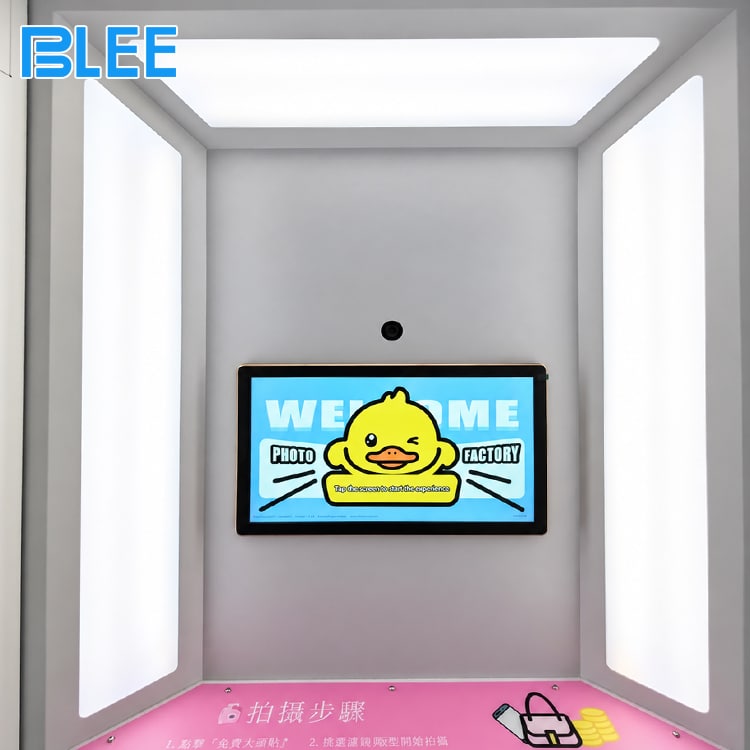 Shopping Mall Photo Booth