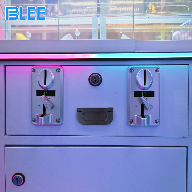 Arcade Prize Machine Dual Claw Machine